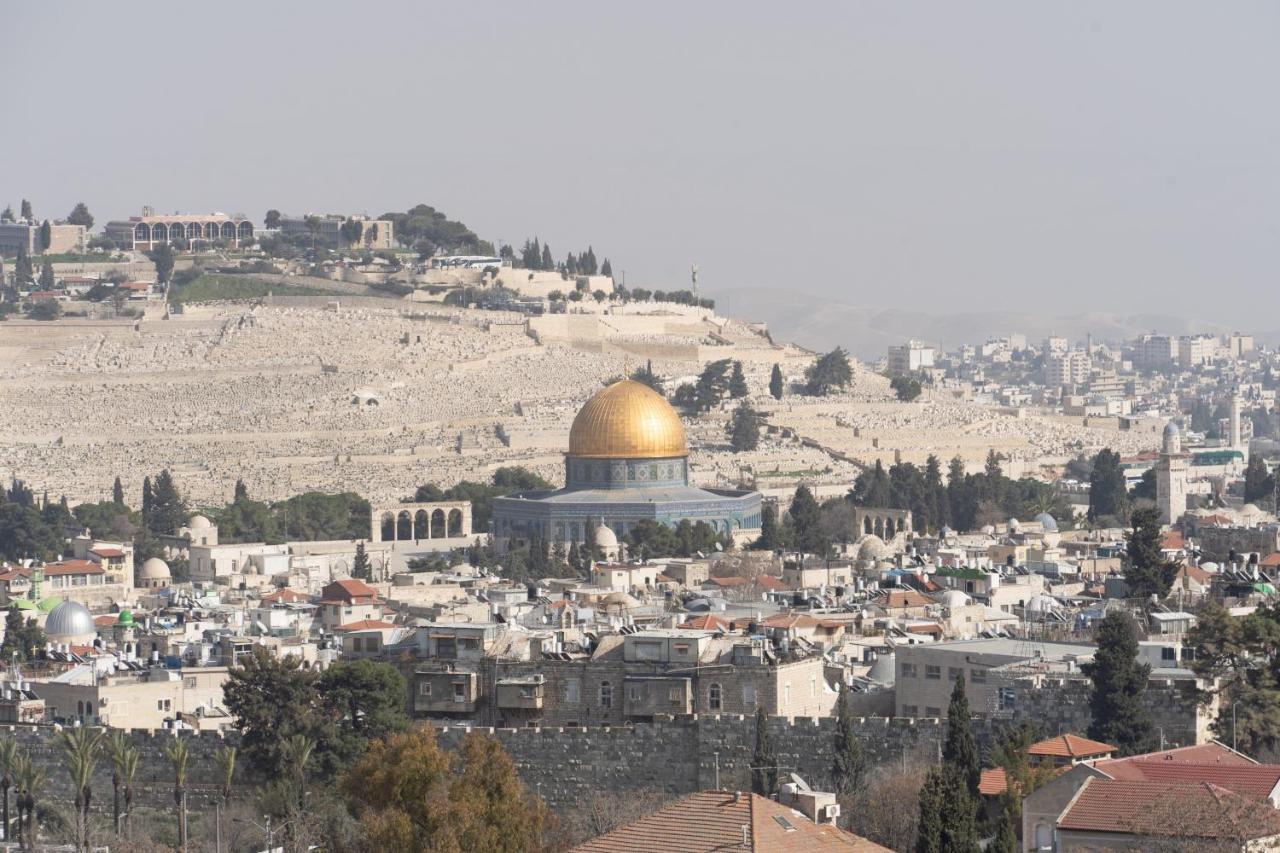 The Haneviim Court - Isrentals Jerusalem Exteriör bild